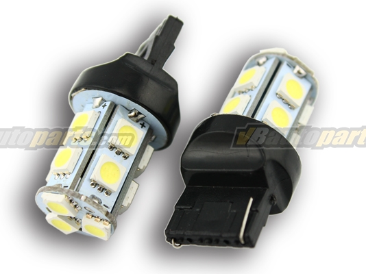 หลอดไฟ LED ขั้ว T20 แสงขาว SMD 13 จุด